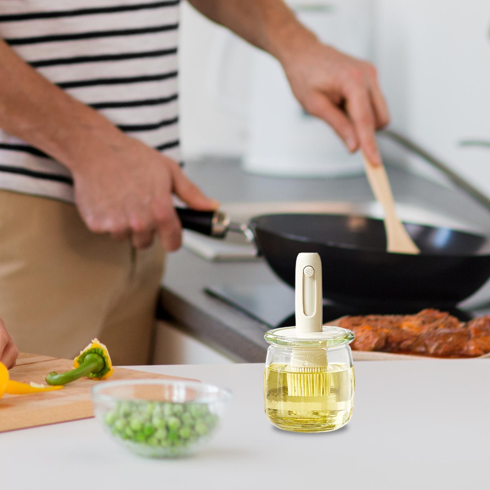 Dispenser di olio per cucina B - Kitchen Gadgets Dispenser Brush Holder recensione e prezzo